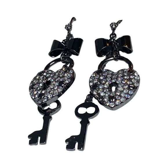 Betsey Johnson Black Crystal Heart Lock & Key Dangle Earrings 4" Valentine Love - Picture 6 of 11